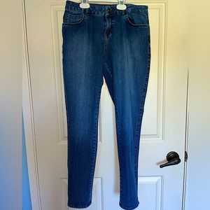 Lightly distressed, straight fit denim jeans (Avant-Premiere)
